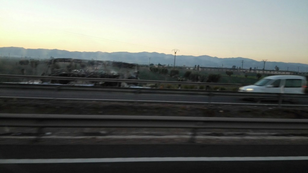 autobus desde la autovia