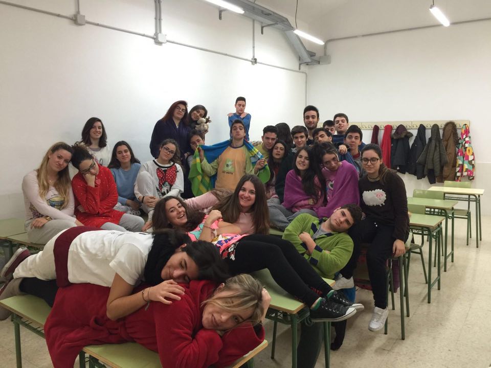 12674087_10206294905866433_977809921_n