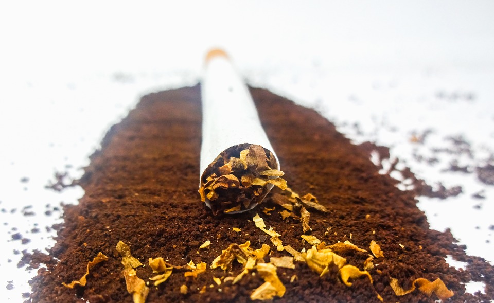 cigarette-1154116_960_720