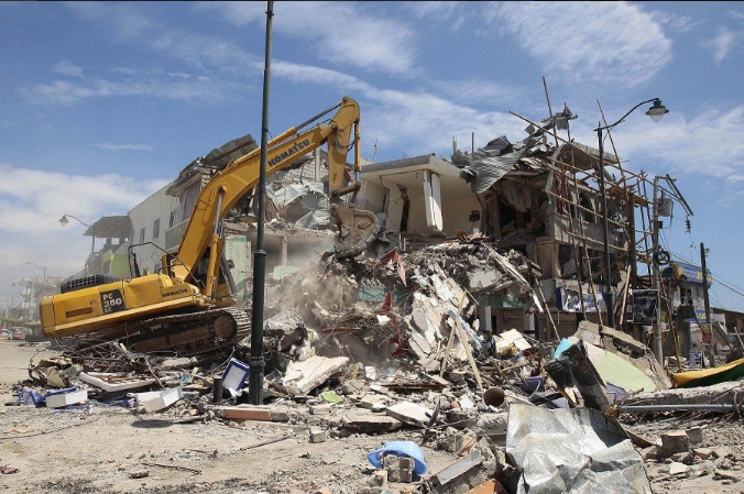 casas caidas terremoto ecua