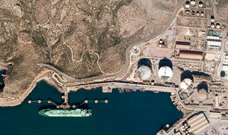 la-guardia-civil-registra-la-desaladora-de-escombreras_detalle_articulo