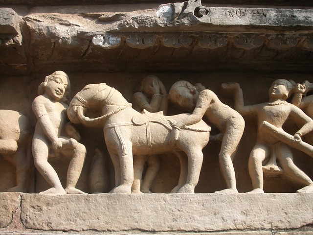 khajuraho-882341_640
